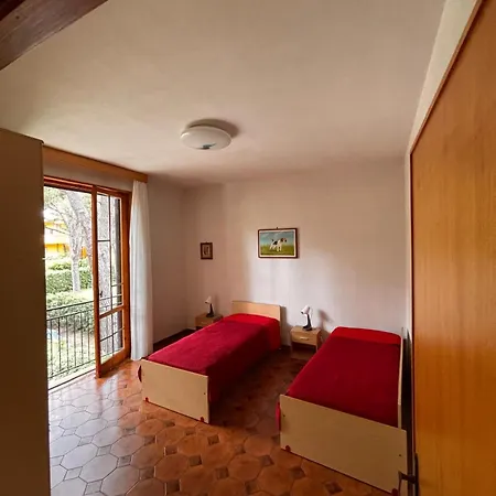 Con Giardino E Posto Auto Appartement *